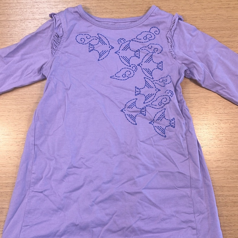 Tea Collection- ruffle detail dress- embroidered birds- size 7- NWT purple